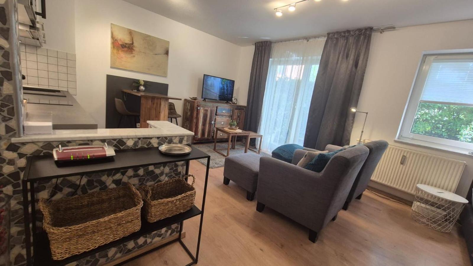 Apartment 1 Mit Terrasse Und Pkw-Stellplatz Леверкузен Екстер'єр фото